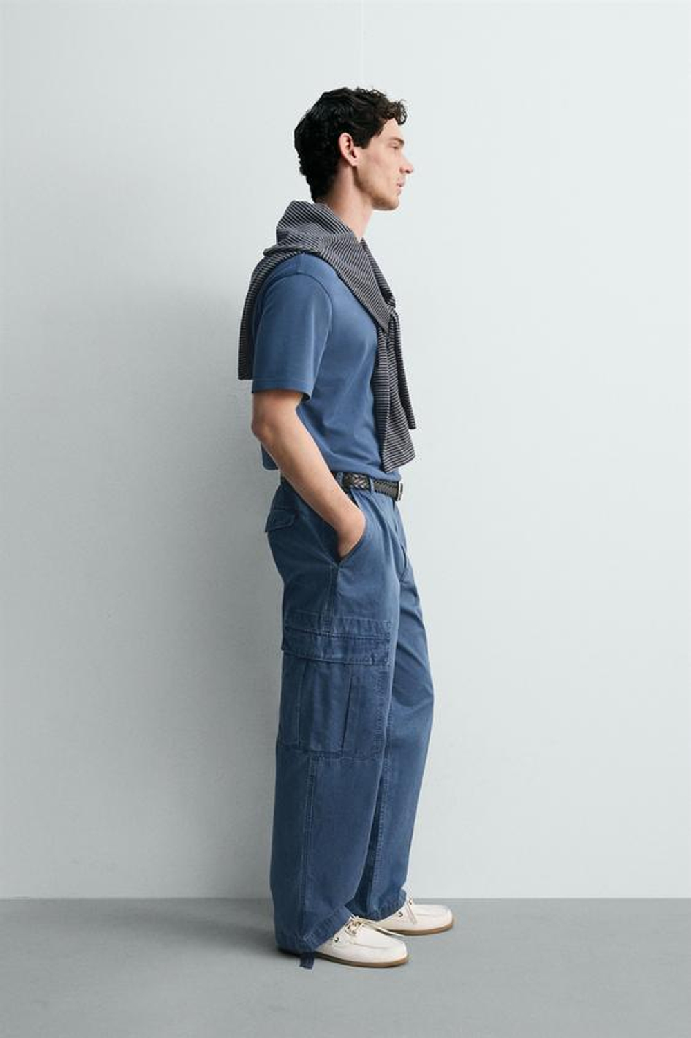 ZARA БРЮКИ КАРГО RELAXED FIT С ЭФФЕКТОМ ПОТЕРТОСТИ, СИНИЙ