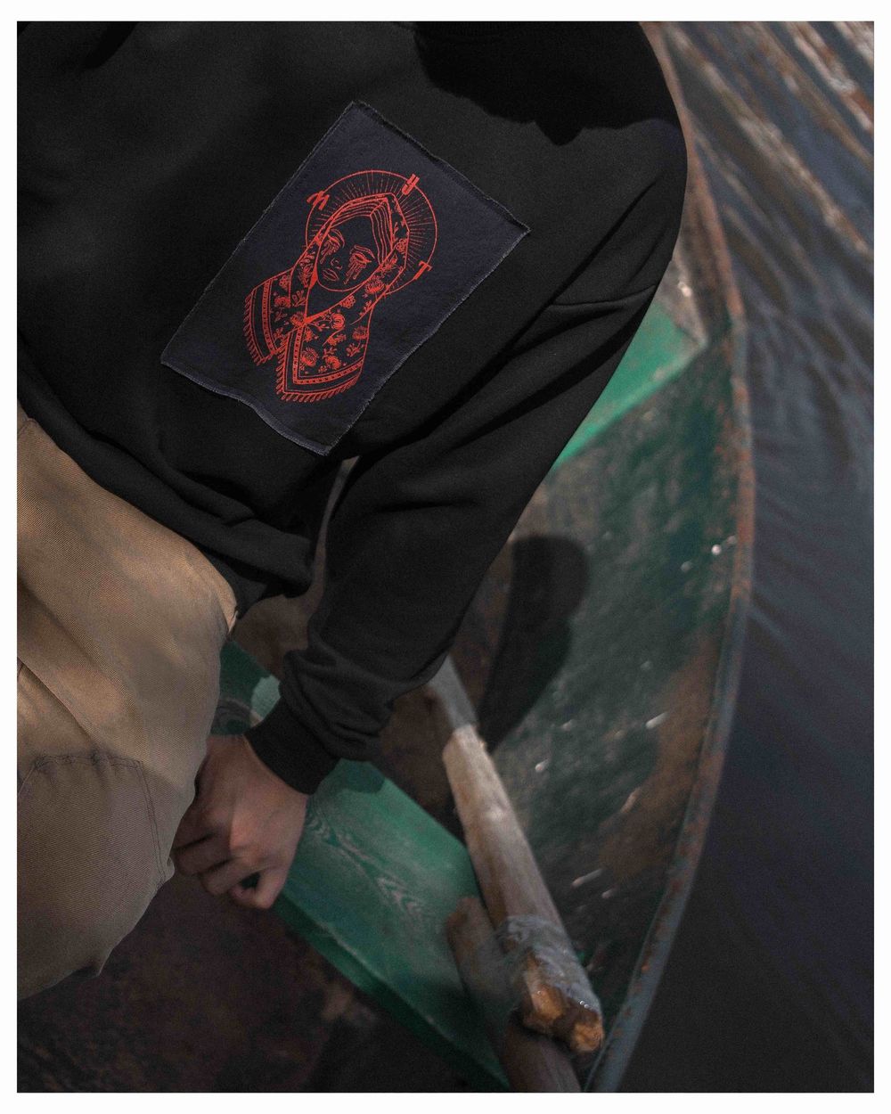 Толстовка Омут!Кастом Нимб С нашивкой Оверсайз без начеса черная