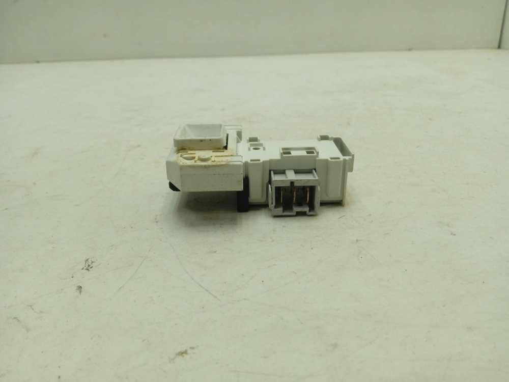 WLX20370CE кт161 Блокировка люка для стиральной машины Bosch WLX20370CE б/у