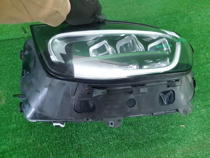 Фара левая Mercedes GLC X253 (2019-2022) LED