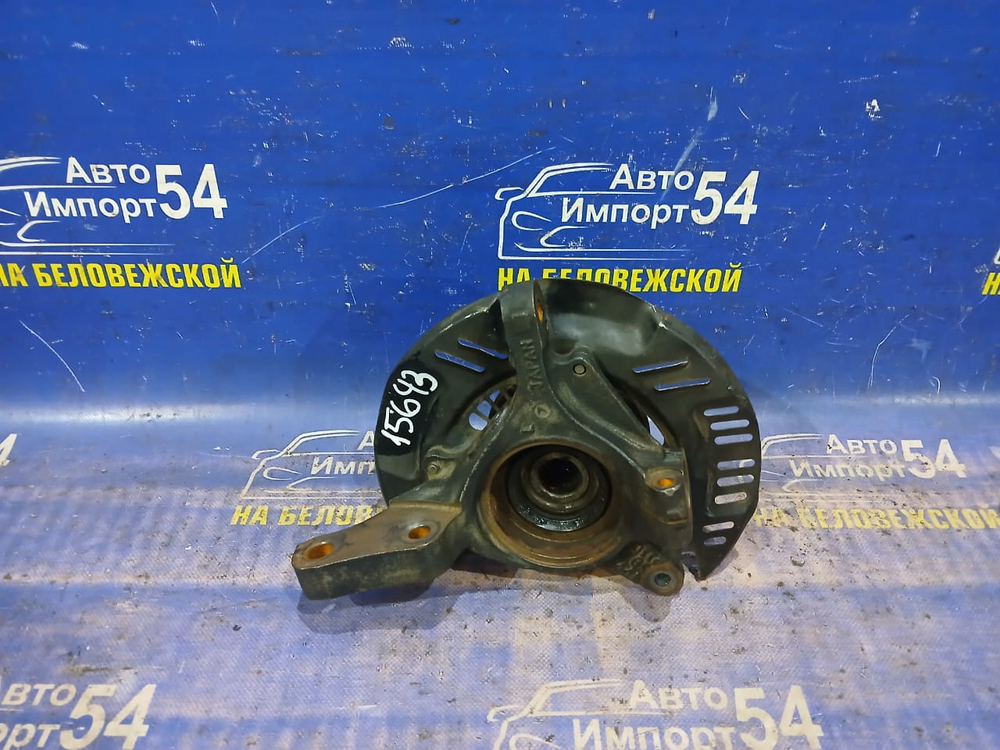 Ступица передняя левая SUBARU FORESTER 1999-2002