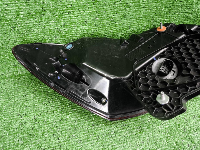 Фонарь правый внешний Mercedes E W213 (2020-2023)