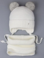 Шапка зимняя вязаная и снуд