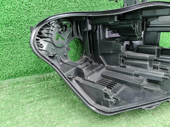 Корпус фары правый BMW X5 G05 (2018-2023) Laser