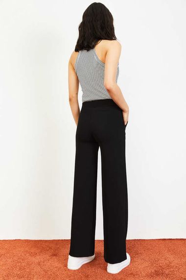 Qadın üçün Beli rezinli, Geniş Ayaqlı Şalvar Qara 10031052