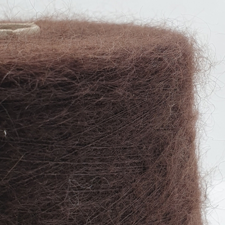 Пряжа Ilaria Aurora  (67% кидмохер, 5% меринос, 28% па) 1000м/100гр, горький шоколад