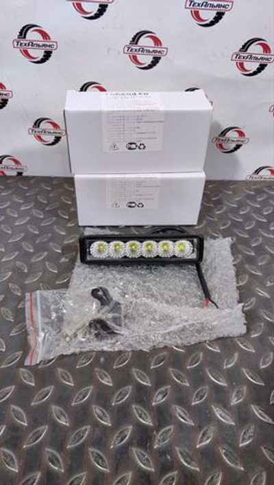 Фара рабочего освещения светодиодная FR6L-18W