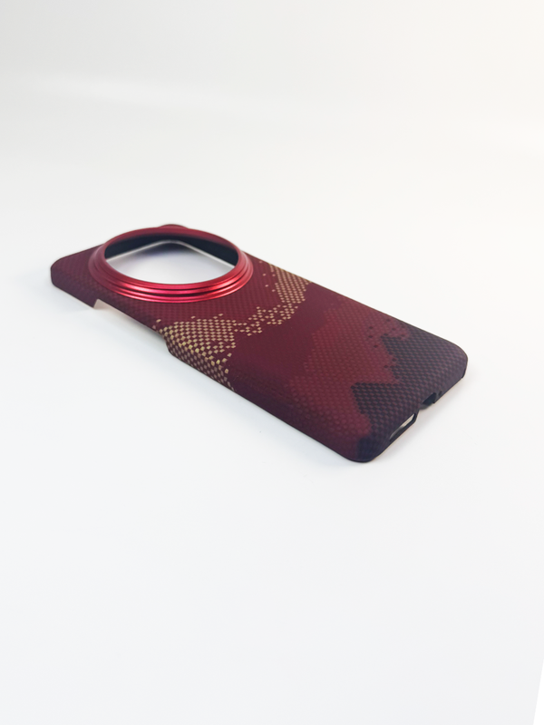 Карбоновый чехол для XiaoMi 15 Ultra с MagSafe Солнечный свет золотой горы (Sunlight of the Golden Mountain)