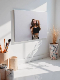 Картина на стену 40 X 50 Девушка