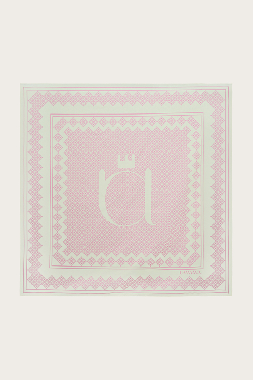 Платок из полиэстера с авторским принтом 90*90