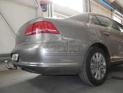 Фаркоп оцинкованный Galia V071C для Volkswagen Passat B6 2005-2010, Passat B7 2010-2015, Passat CC 2012-, Passat Alltrack B7 2012-2015(паспорт и сертификат в комплекте)(без электрики)