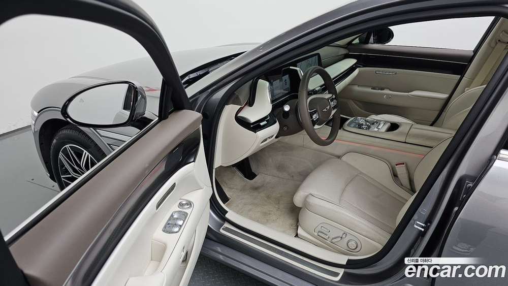 Genesis G90 (RS4) Бензин 3.5 Turbo 2WD (08.2022)