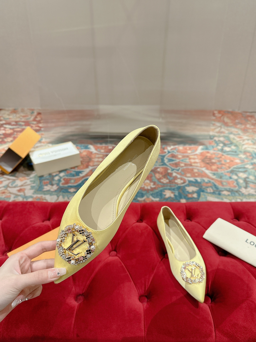 Louis Vuitton Met Flat Ballerina