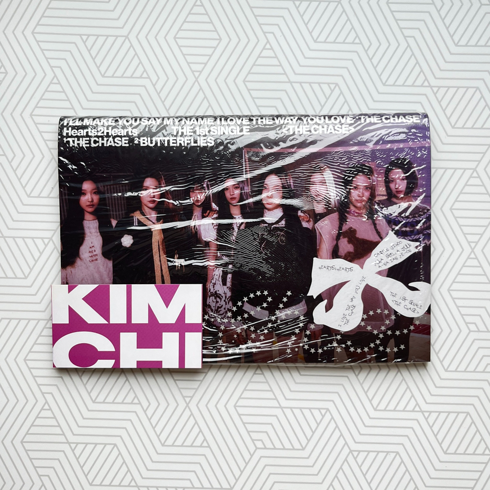 Альбом HEARTS2HEARTS - THE CHASE [Photobook ver.] (A ver.)