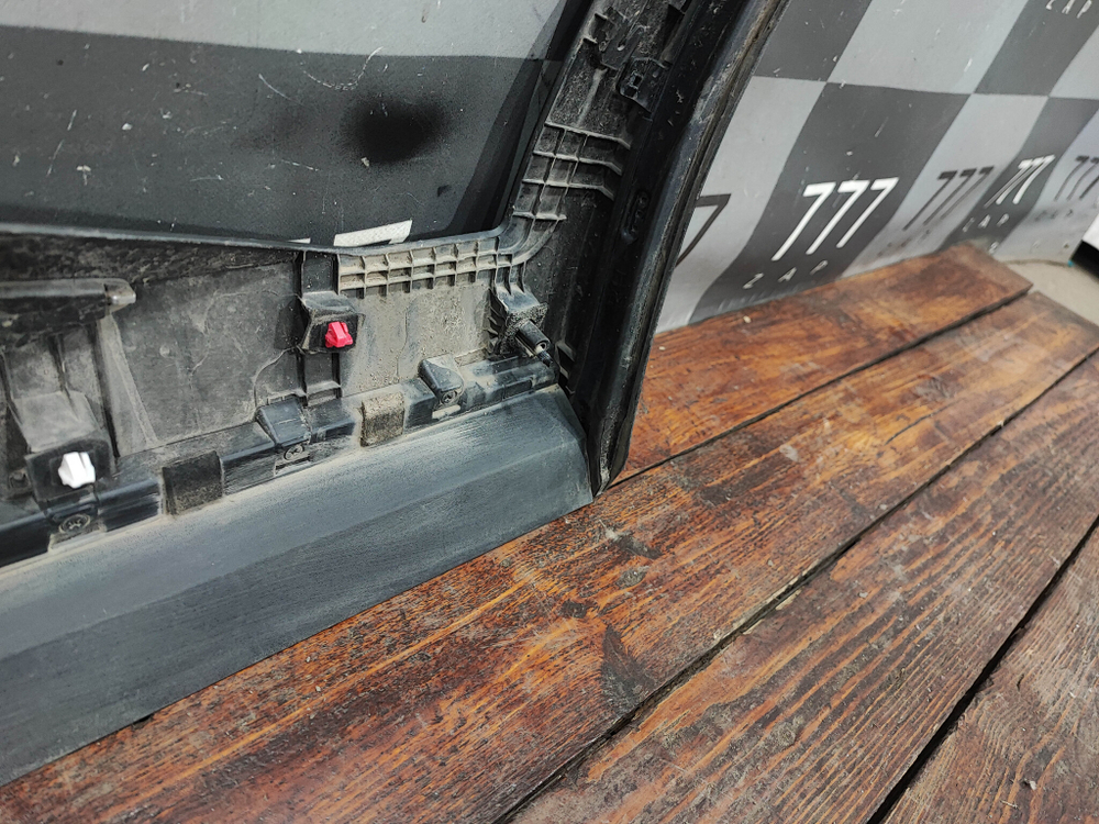 Накладка двери задней правой Kia Sorento 4 (MQ4) 20-нв Б/У Оригинал 87732P2000