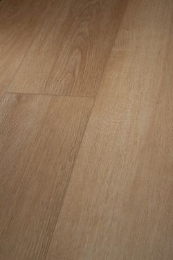 Strong Step Expert Lugano, 1,767 м²