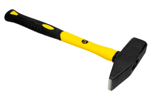 Молоток с фиберглассовой рукояткой 1500 г