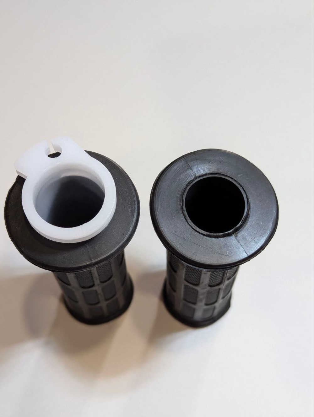 Ручки (грипсы) руля 22мм на питбайк, эндуро мотоцикл , мопед, износостойкие универсальные