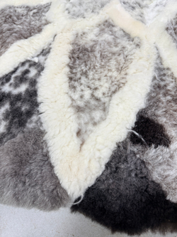 Ковер шкура натуральная овчина меховой
