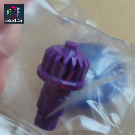 Волчок и запускатель Meteor Dragoon 3-70J UX17 от Takara Tomy