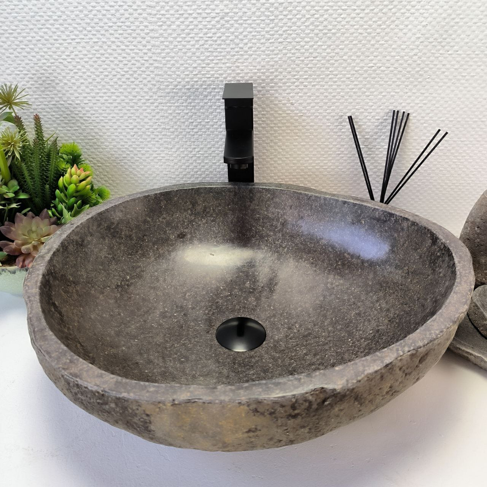 Раковина из речного камня RS-63873 (52*44*15) 0123