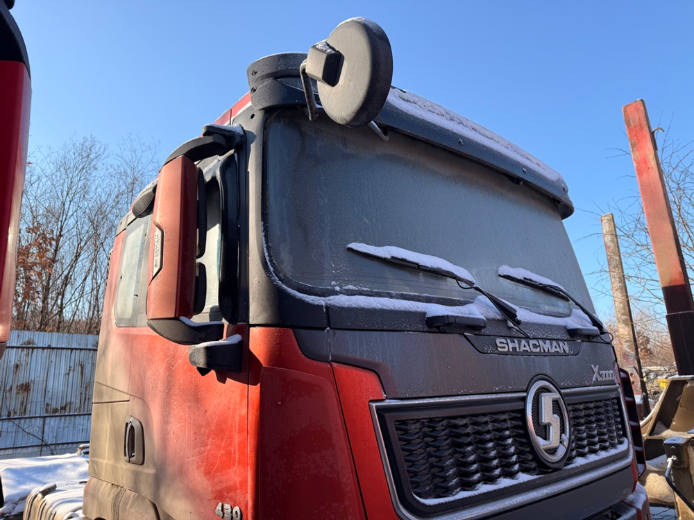 Shacman (Shaanxi) SX* 6x6 Седельный тягач SX42586V385 (Дизельный, 11,6 л, 423 л.с., МТ)