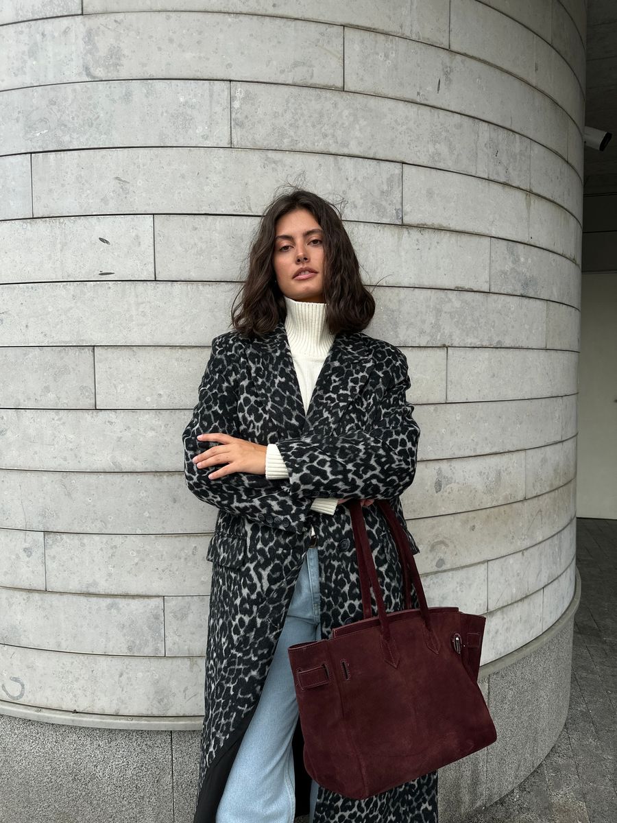 Пальто из смесовой шерсти однобортное леопард серый