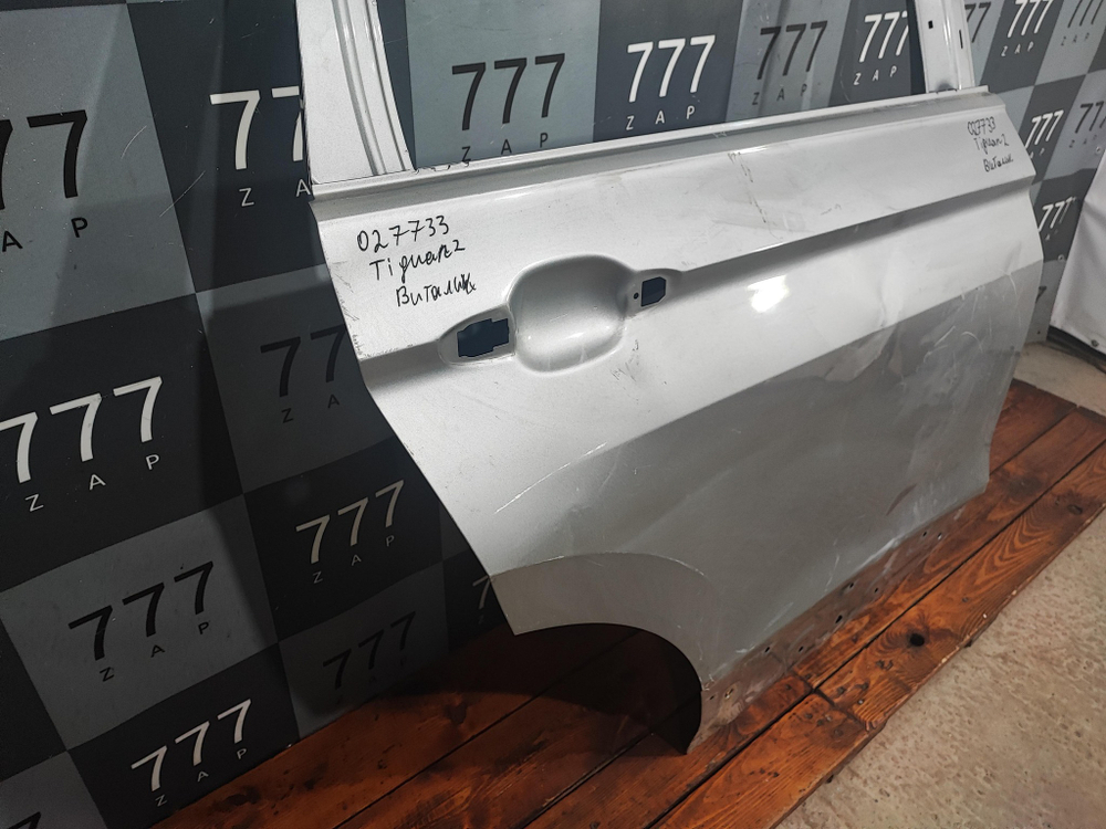 Дверь задняя правая Volkswagen Tiguan 2 16-нв Б/У Оригинал 5NA833604c