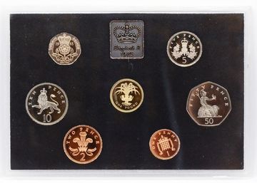 Набор пробных монет 1985 Великобритании (7 монет + жетон Royal Mint) в подарочном буклете
