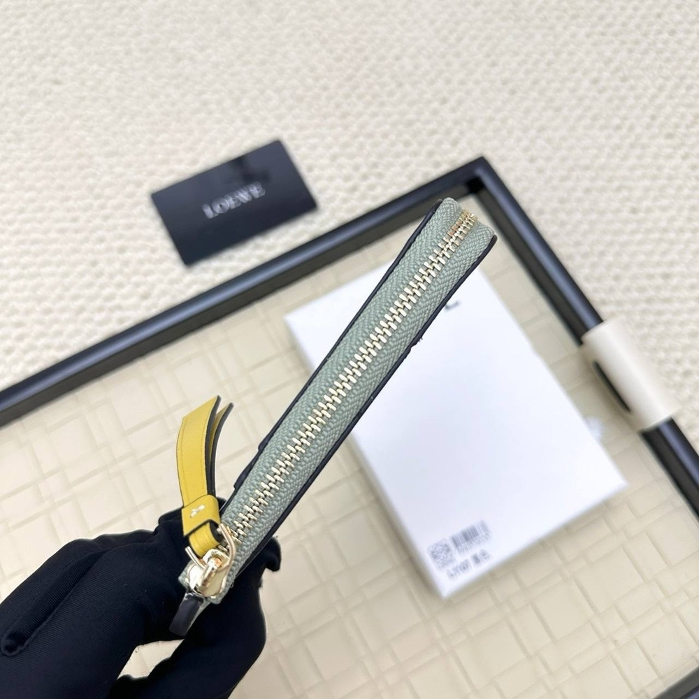 Картхолдер Loewe