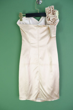 Платье Jadore красивое 36 размер