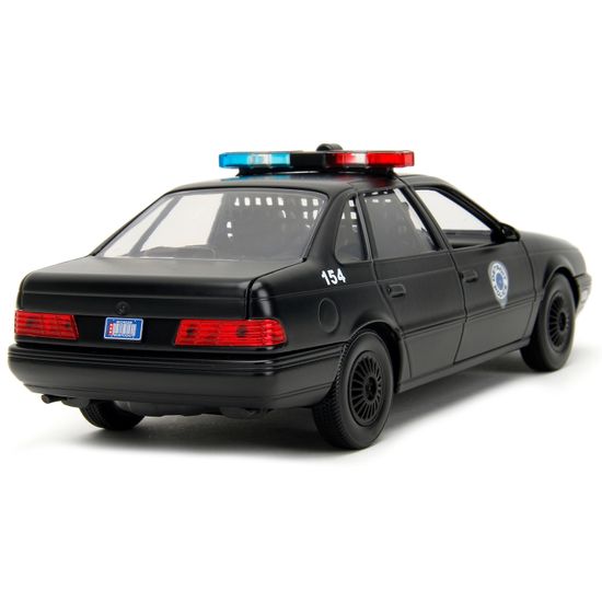 Модель Машинки c Фигуркой Hollywood Rides 1:24 1986 Ford Taurus with Robocop figure 33743