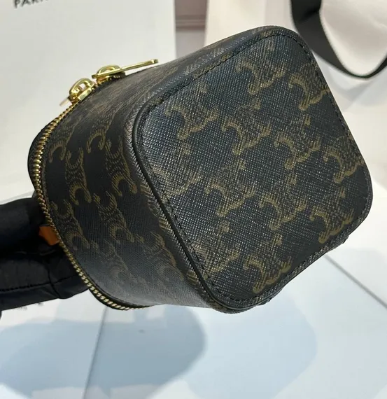 Сумка CELINE CUIR TRIOMPHE