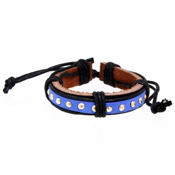 Фенечка - 19 с клепками (синяя вставка)