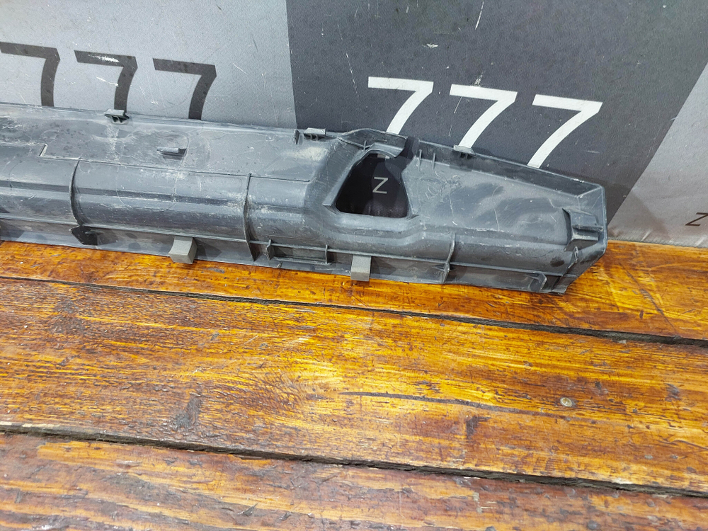 Накладка заднего бампера Land Cruiser Prado 150 09-нв Б/У Оригинал 5217960050