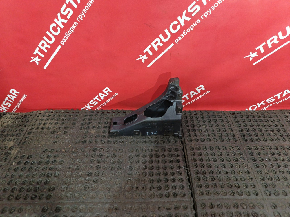 Кронштейн торсиона кабины левый 2020г