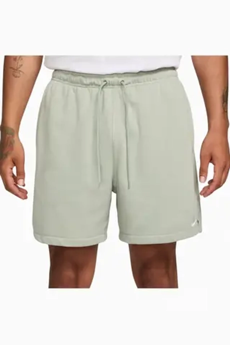 Шорты Nike Club - зеленый