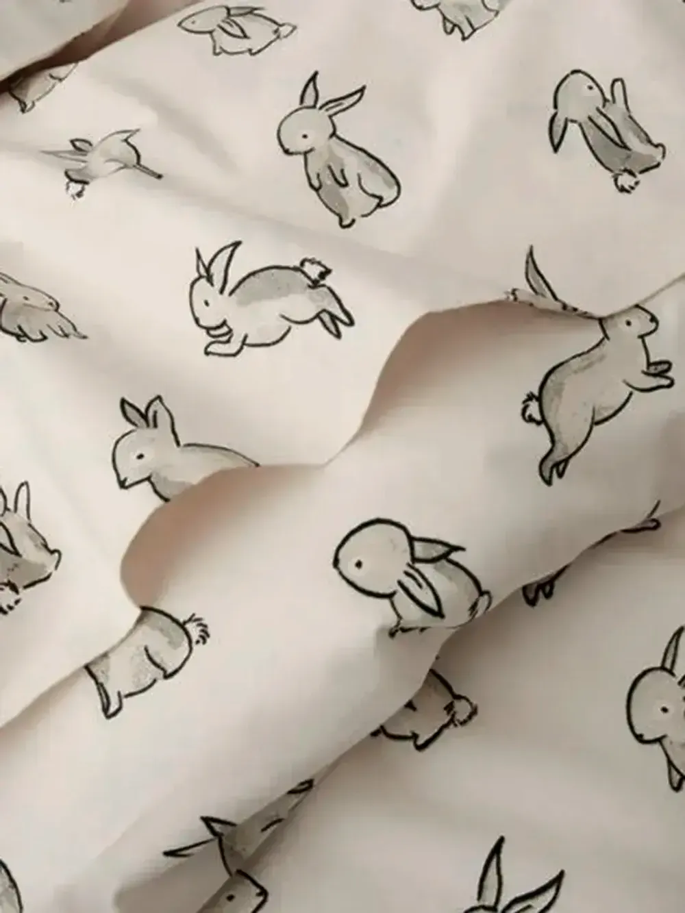 Декоративная наволочка с рюшами, оборками "Фландр" 70х70 см, 1 шт, без молнии