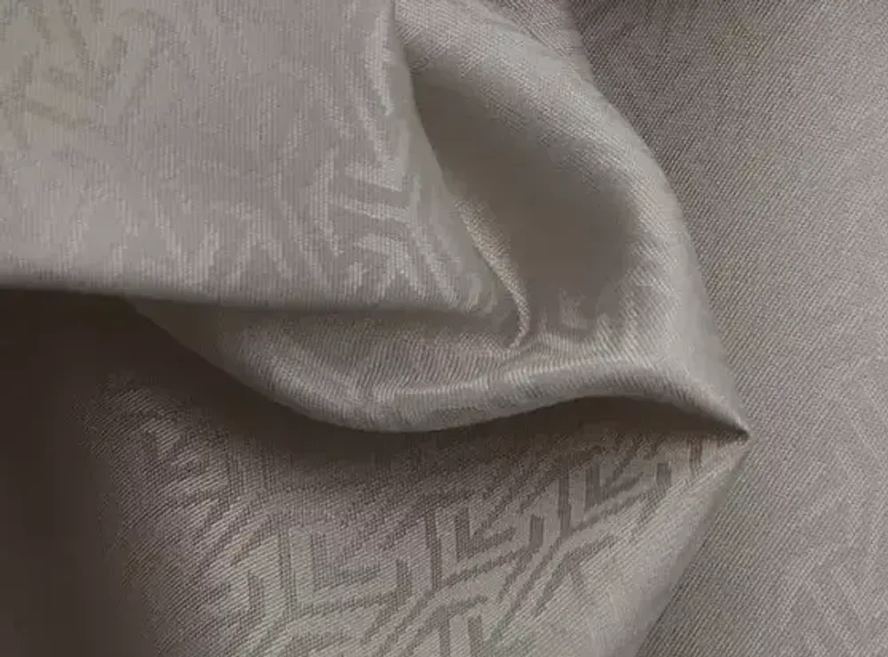 Ткань подкладочная Жаккард, шир. 145 см, 90(+/-5) гр/м2, вискоза 48%, п/э 52%, бежевый