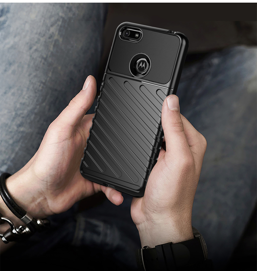 Чехол для Motorola Moto E6 play цвет Black (черный), серия Onyx от Caseport