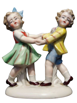 Фарфоровая статуэтка "Танец" ("Кружащиеся дети") Gräfenthal
