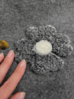 Альпака с объемным рисунком/ На сером олик/бел/серые цветы