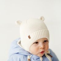 Шапка хлопковая однослойная с ушками "Молоко" на завязках 0+