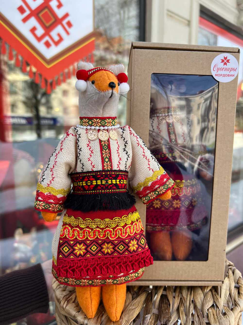 Лиса в мордовском костюме (в коробке)