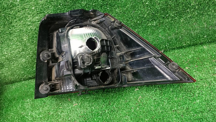 Фонарь левый внешний VW Golf 7 (2012-2017)