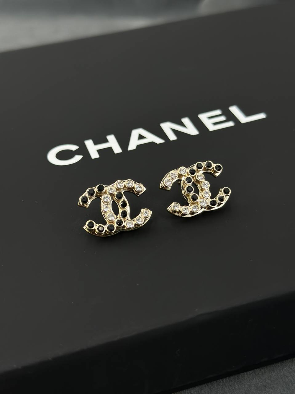 Серьги CHANEL