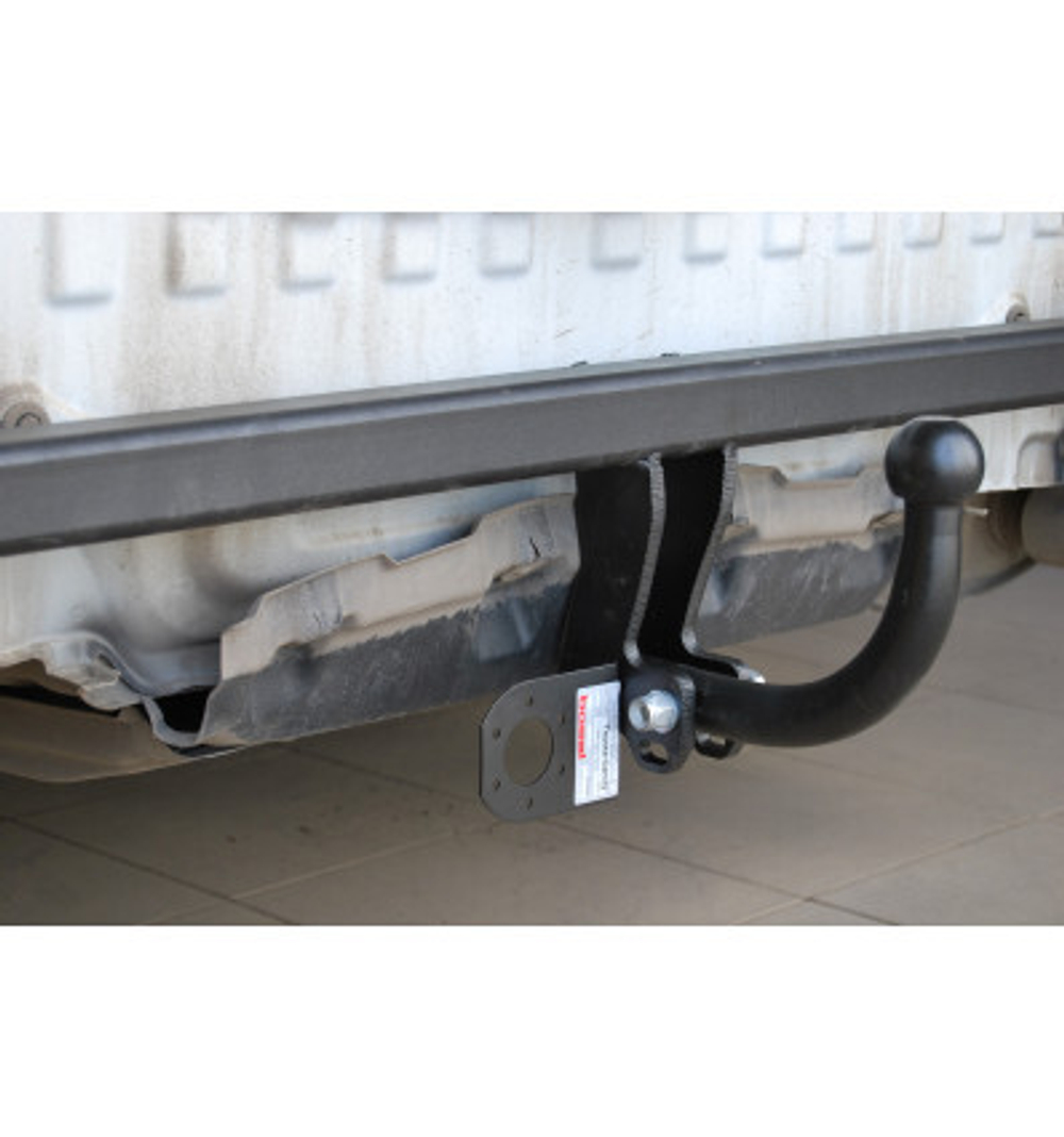 Фаркоп Oris на Toyota Camry (XV40, XV50, XV55) 2006-2018 (паспорт и сертификат в комплекте,без электрики) 3056-A