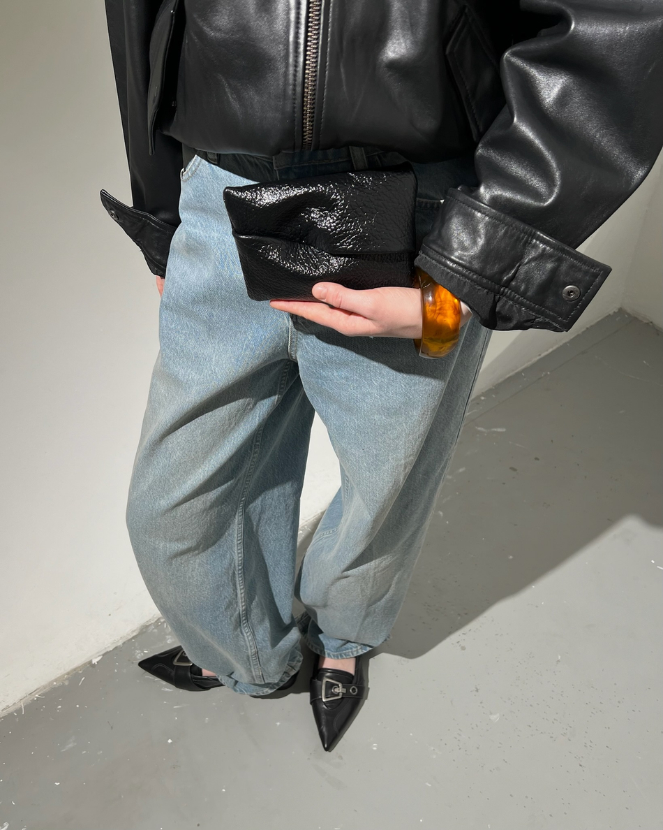 Косметичка Bag hole black ( черный лак)