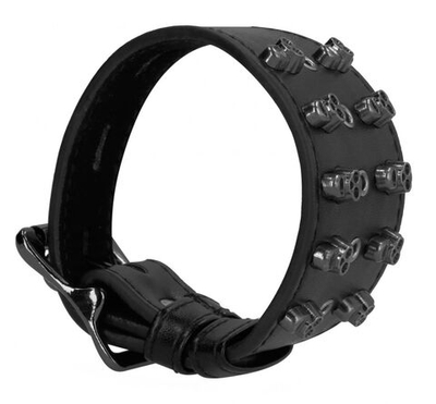 Черный браслет с металлическими заклепками (Цвет: черный)