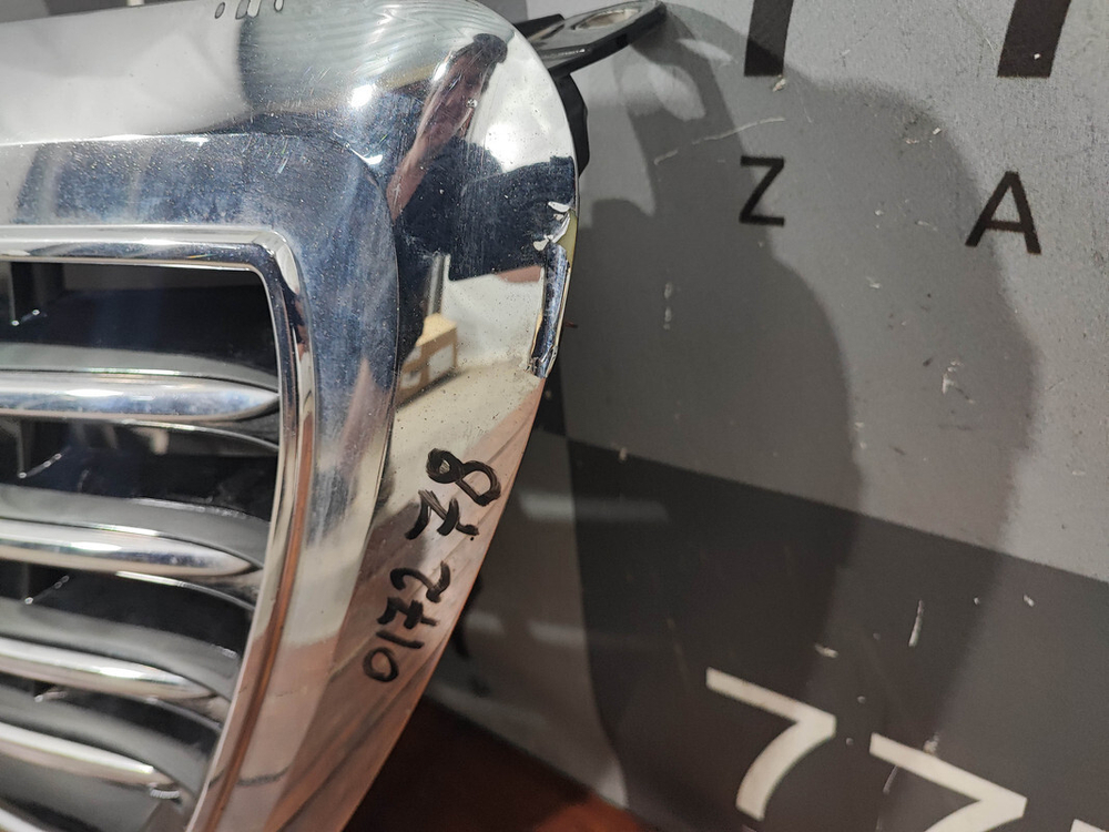 Решетка радиатора Mercedes S-Class (W222) 13-17 Б/У Оригинал A2228800383